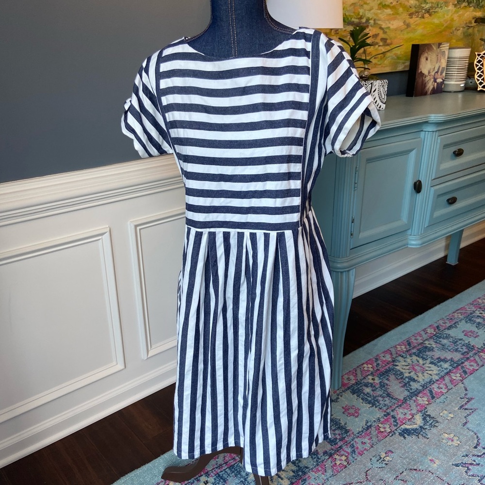 Clad & Clouth striped dress with pockets Sz M